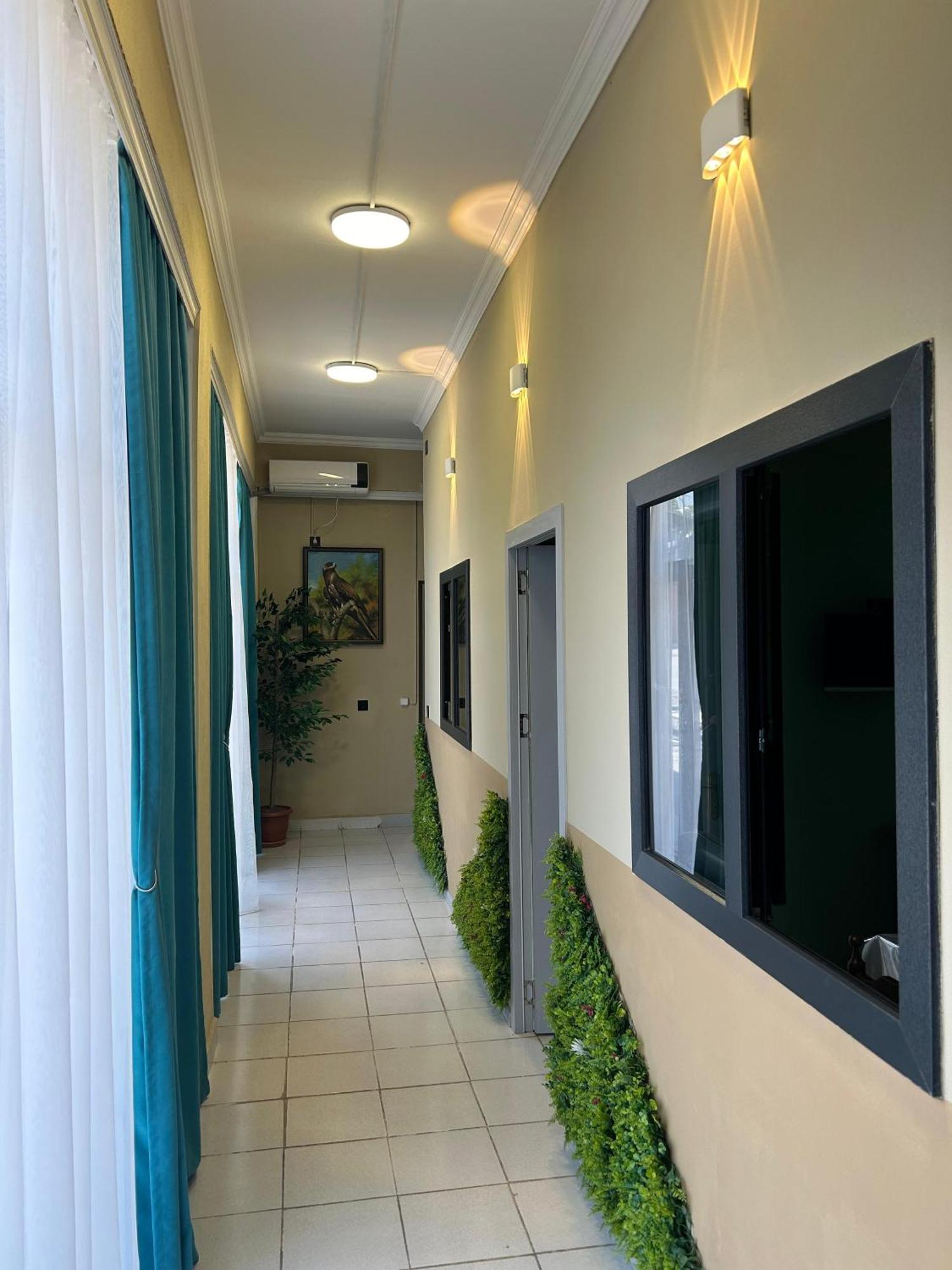 Dost Evi Motel Sheki Exterior photo